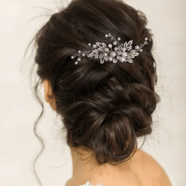 ATHENA BRIDAL | Suzanne -helmikoristeinen muotoiltava hiuskoru (hopea)