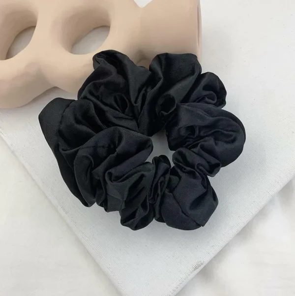 Donitsi/Scrunchie | SUGAR SUGAR, Large Satin Scrunchie -satiinidonitsi