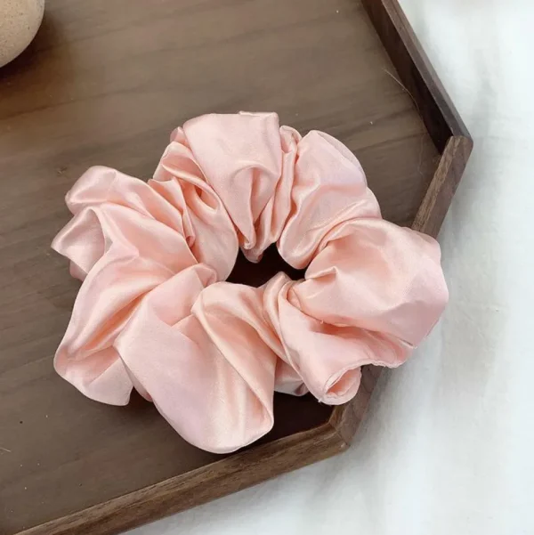 Donitsi/Scrunchie | SUGAR SUGAR, Large Satin Scrunchie -satiinidonitsi