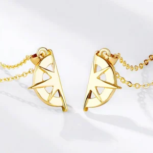 Gold Compass Couple/Friendship Necklace -rakkaus/ystävyyskoru