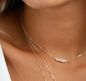 Kirurginteräskaulakoru, FRENCH RIVIERA | Belle Pearl Necklace in Gold