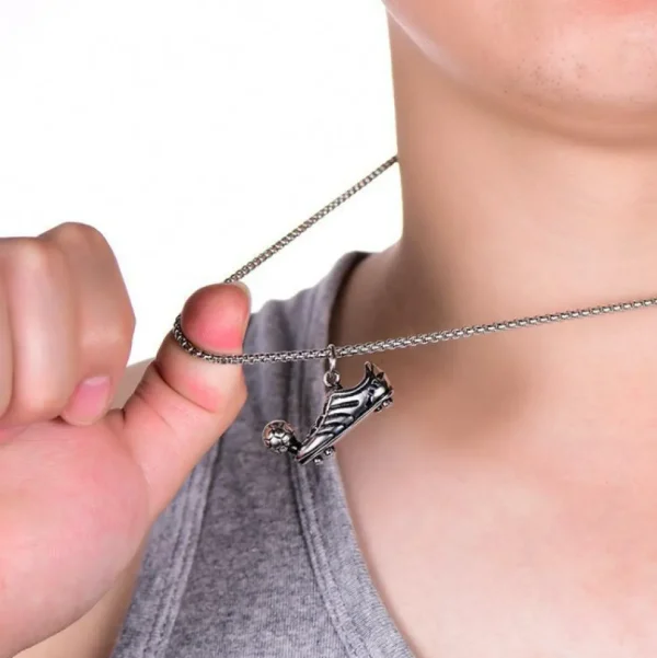 Kirurginteräsriipus, Football Shoe Pendant