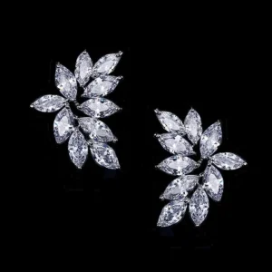 Kristallikorvakorut, ATHENA BRIDAL | Luxurious Cluster Earrings