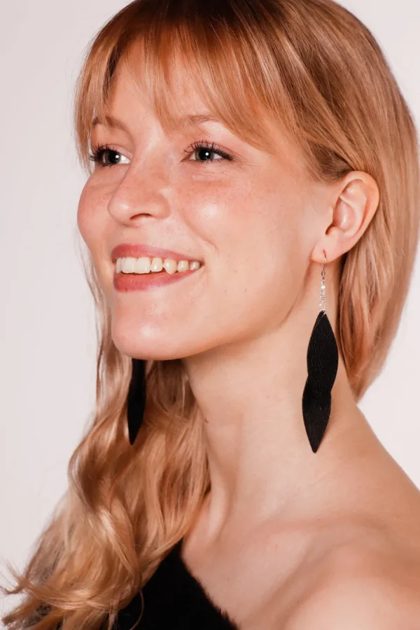 LEMPI-korvakorut, Laura (punainen, kaksiosainen)