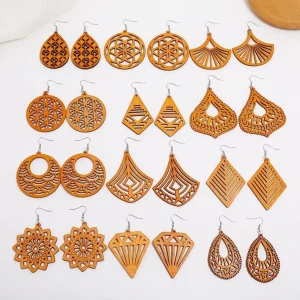Puiset korvakorut, Classic Mandala -ruskeat pitsikorvakorut