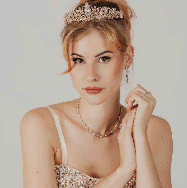 ROMANCE, Ophelia -kuparinsävyinen tiara kirkkailla kivillä