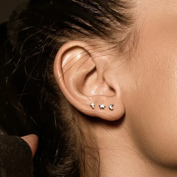 Rustokoru/traguskoru, Implant Grade Titanium Mini Gold Crescent Moon