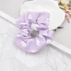 Scrunchie | SUGAR SUGAR, Poppy -vaaleanvioletti kukkahiusdonitsi