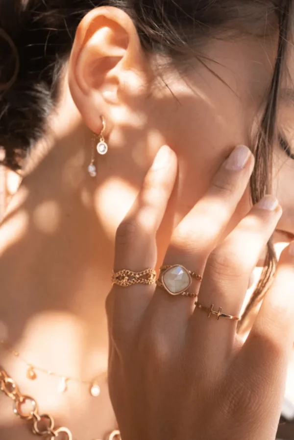 Sormus, BOHM PARIS | Bague Léa dorée avec crystal azure blue