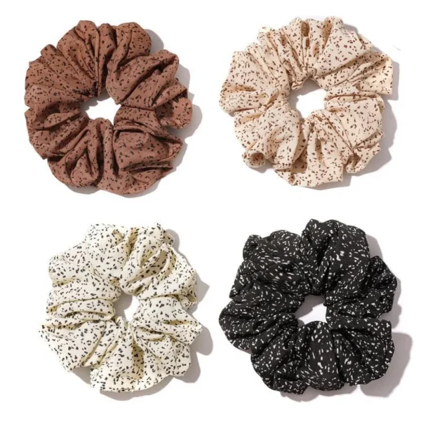 SUGAR SUGAR®, Autumn Mornings Scrunchie -kermanvalkoinen hiusdonitsi